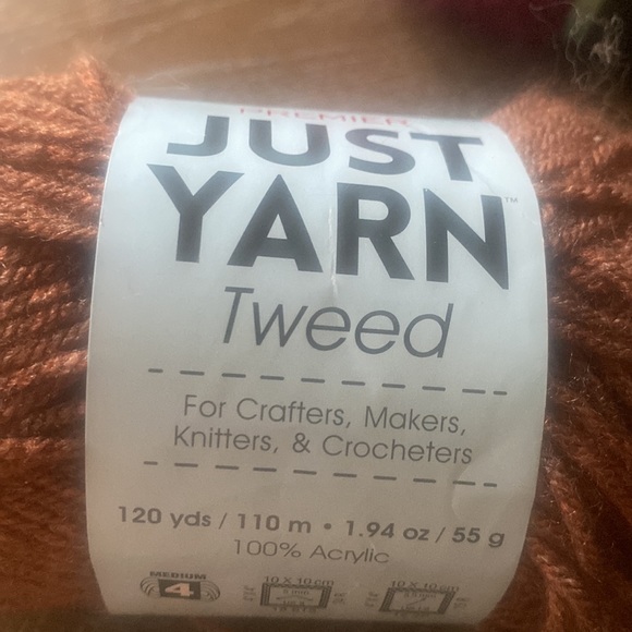 Bundle of yarn - Picture 3 of 10